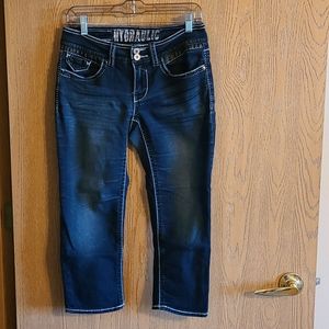 Hydraulic dark wash capris